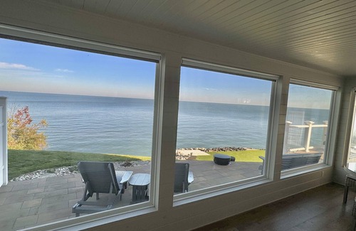 Erie County House | Lakefront Getaway in Huron