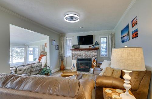 Leesburg House | Lakefront Getaway in Leesburg with Dock and Kayaks!
