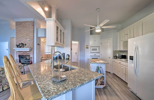 Granbury House | Lakefront Getaway w/Boat Dock, Canoe, Grill!