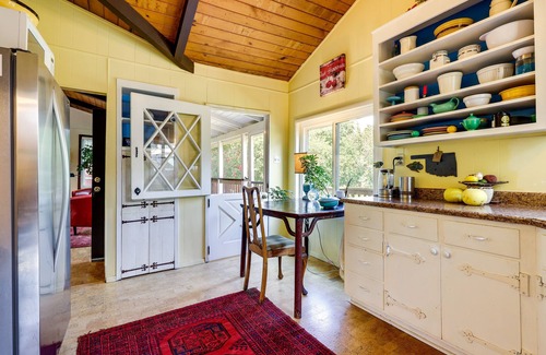 Glen Ellen Cabin | Lakefront Glen Ellen Cabin w/Views Near Wineries!