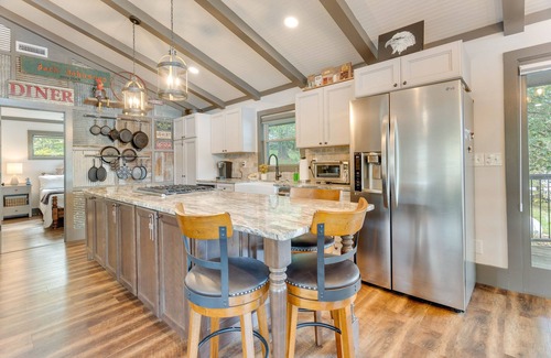 Hayesville House | Lakefront Hayesville Retreat w/Private Swim Dock