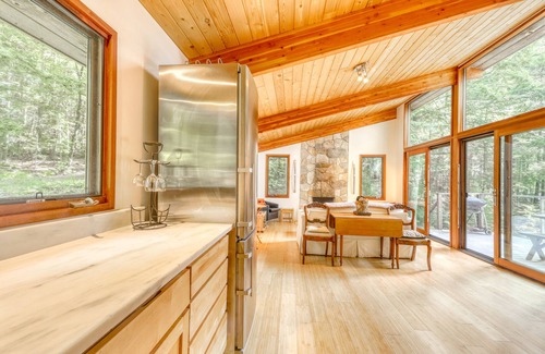 Edgecomb Cottage | Lakefront Home w/Beautiful Water Views Dock and Canoes Available - Dogs OK