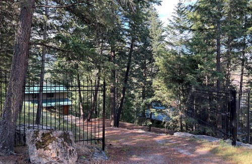 Polson House | Lakefront home with dock on Flathead Lake, Montana with Guest House -Sleeps 11