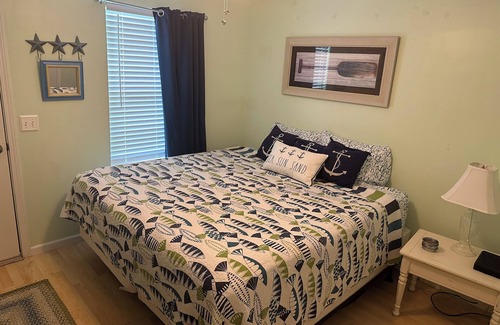 Cobb House | Lakefront Home with Huge Dock for Fishing/located close to Booger Bottom Cafe