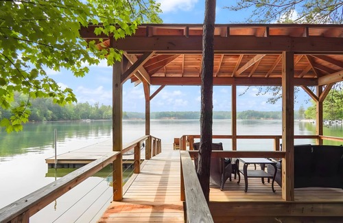 Nebo House | Lakefront home with private dock, gameroom, and hottub across from state parks.