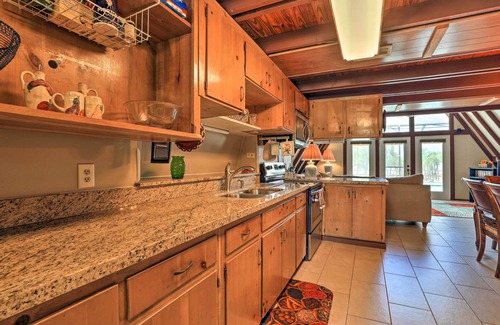 Haines City House | Lakefront House with Kayaks + Fishing Poles!