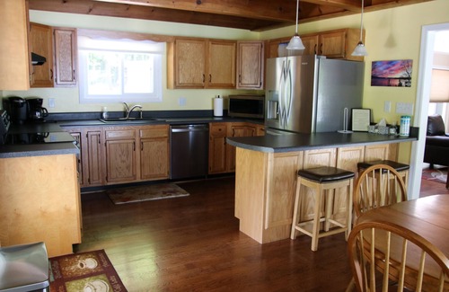 High Point House | Lakefront house with awesome dock! Quiet cove and close to all by water or land!