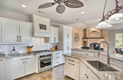 Little Elm House | Lakefront Little Elm Home w/Private Pool!