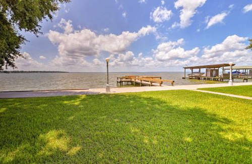 West Livingston House | Lakefront Livingston Home with Dock, 1 Mi to Launch!