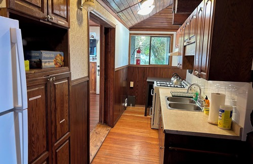 Fraser Valley Regional District Cabin | Lakefront Lodge and 3 Rustic Cabins - Sleeps 36 - Boat Access - Hot Showers+WIFI