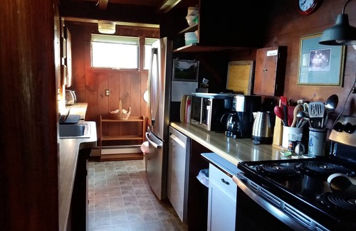 South Kingstown House | Lakefront Log Cabin nn2026: please Email us before sending Reservation Request