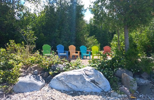 Saugeen Shores Cabin | Lakefront log cabin in the woods!