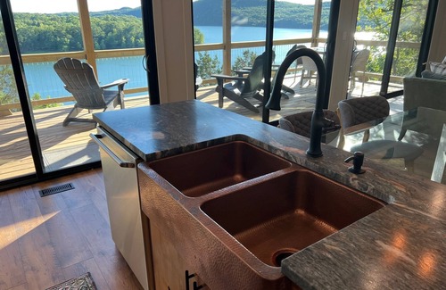 Shell Knob House | Lakefront Luxe | King Beds | Near Table Rock Lake