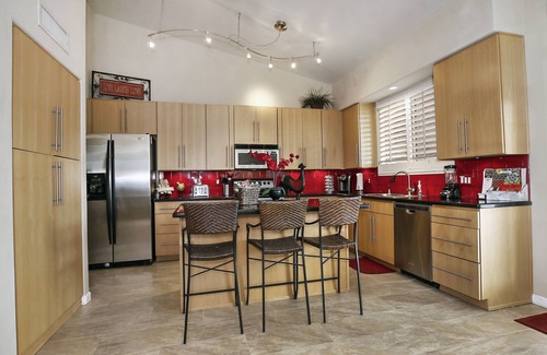 Arrowhead Lakes House | Lakefront Luxury Home with a Heated Pool, close to Peoria Sports Complex