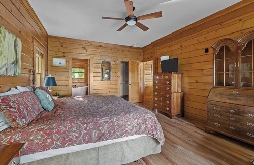 Dixie - Berryhill Cabin | Lakefront Luxury Log Cabin - Hot Tub, Pickleball Court, Fire Pits, 2-Story Dock!