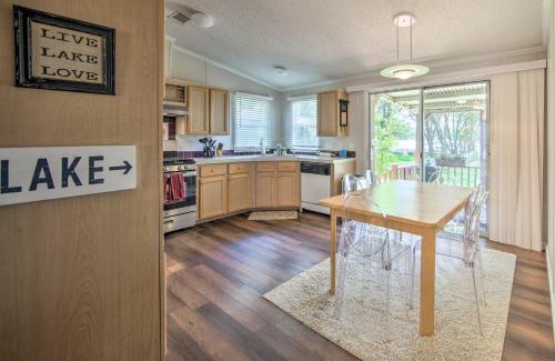 Enchanted Oaks House | Lakefront Mabank Gem with Sunset Views Pets Welcome