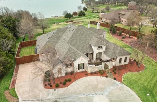 Wylie House | Lakefront Mansion with Pool and Cinema