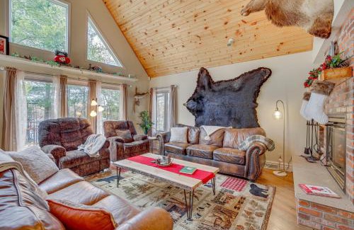Neillsville House | Lakefront Neillsville Home with Fire Pit, Game Room!