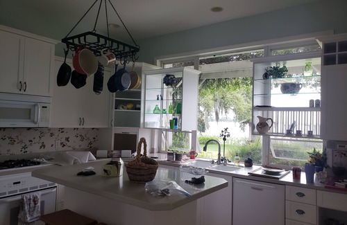 Highland House | LAKEFRONT Paradise for Rent SEASON 1/1/2025-4/2025