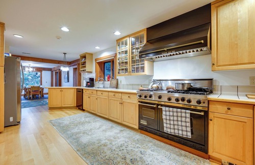 Plymouth House | Lakefront Paradise Near Okemo & Killington