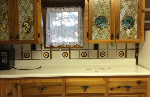 Deka Lake House | Lakefront Privacy off Canada's Fishing Highway (Hwy 24) in BC Cariboo