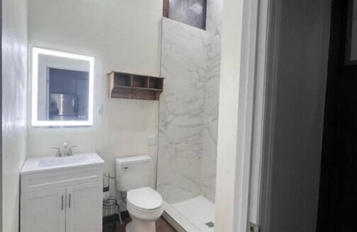 Conway House | Lakefront Private Entry Entire Unit