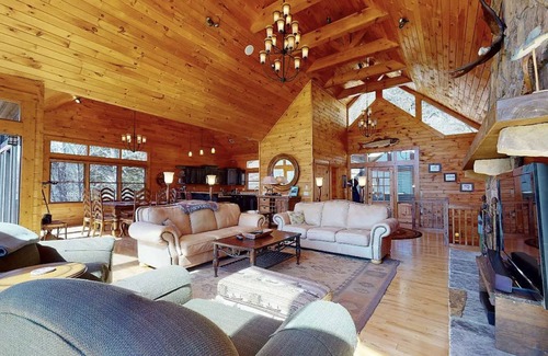 Topton House | Lakefront Refuge: Cozy, Private Home and Dock on the Pristine Lake Nantahala