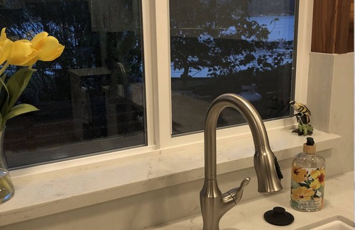 Kelseyville House | Lakefront Retreat! Beach, Dock, Lawn on Clearlake