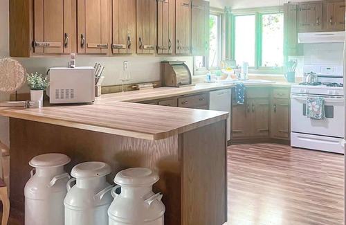 Gleason House | Lakefront Retreat in Gleason