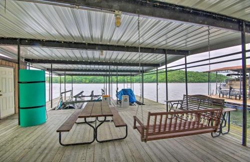 Rocky Mount House | Lakefront Rocky Mount Retreat with Swim Dock!