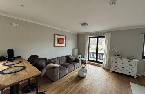 Ponitz am See Apartment | Lakefront Studio