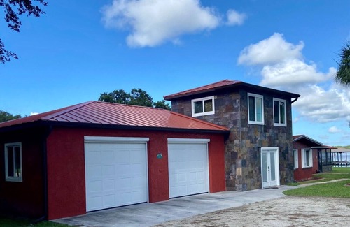 Highland House | Lakehouse on Lake Francis with Huge Game Room next to Boat Ramp