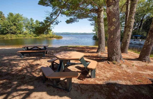Center Ossipee House | Lakehouse with Game Room, Fire Pit, Beach+Pool access. Sleeps 7. Pet-Friendly!