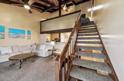 South Lake Tahoe House | Lakeland Village #521 - Come & Lake It, Pools, Beach