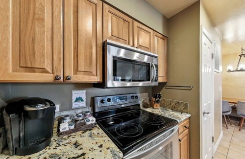 South Lake Tahoe House | Lakeland Village #521 - Come & Lake It, Pools, Beach