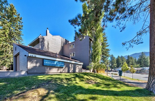 South Lake Tahoe Condo | Lakeland Village #220 - Newly Remodeled, King Studio, Steps to Beach