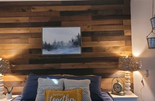 Lynn Cabin | Lakeshore Cottage Lake Lanier | Privacy, Free Wifi