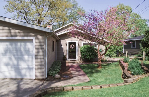 Vandalia House | Lakeside at Shavehead Lake