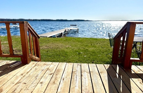 Crivitz Cabin | Lakeside Cabin on Lake Noquebay - Including Your Own Pier, Kayak/Canoes, & More!