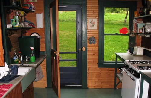 Warren Cottage | Lakeside Cottage in MidCoast Maine
