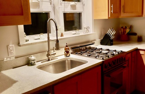 Gouldsboro Cottage | Lakeside Couples Retreat at Gouldsboro State Park