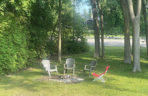 Long Point Cottage | Lakeside Living with Liana on the shores of pristine Long Point Beach sleeps 8!