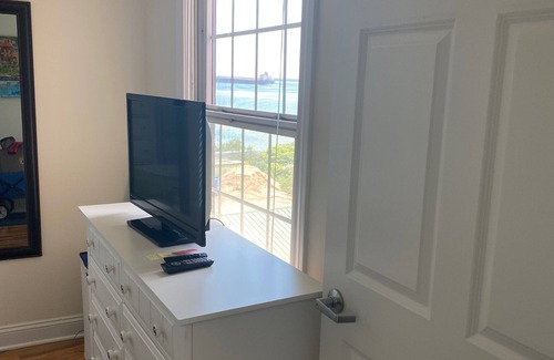 Mackinac Island Condo | Lakeside Mackinac has Spectacular Panoramic Water and Bridge Views