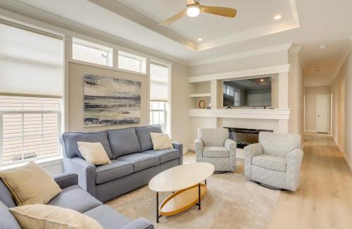 Marblehead House | Lakeside Marblehead Home with Screened Patio!