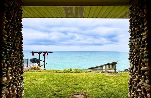 Jeddo House | Lakeside Paradise! A charming blend of cozy comfort and beachfront bliss!