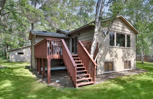 Brainerd House | Lakeside retreat at Blue Heron Hideaway on Red Sand Lake