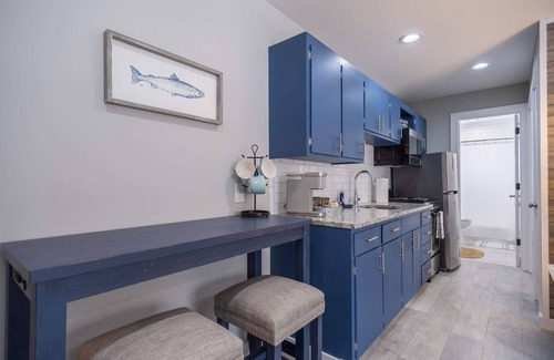 Bridgman Condo | Lakeside Serenity: One-Bedroom Villa