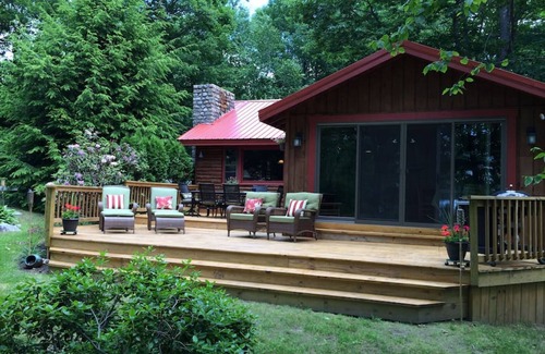 Naples Cabin | ⭐LAKESIDE STORY⭐2BR Log Cabin⭐ Fire Pit, Views!⭐