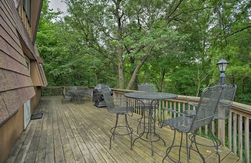 Stearns County Cabin | Lakeview 10-Acre Kimball Cabin w/Private Beach!