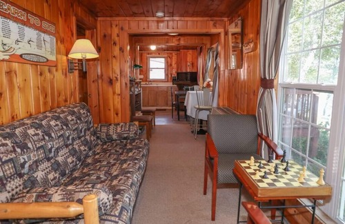 Tower Cabin | Lakeview cabin on stunning Lake Vermilion